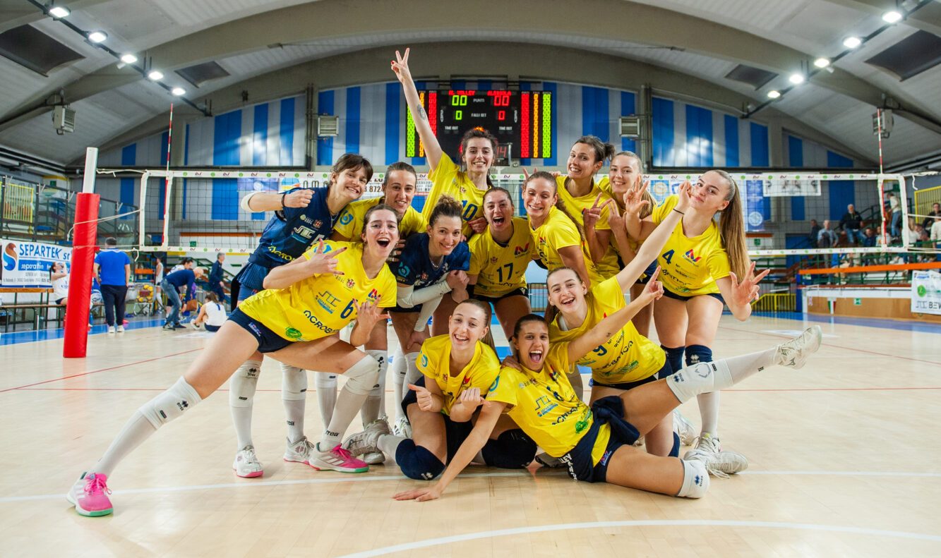 Volley femminile B2: Acrobatica in casa vince facile con Albissola e sale a +6