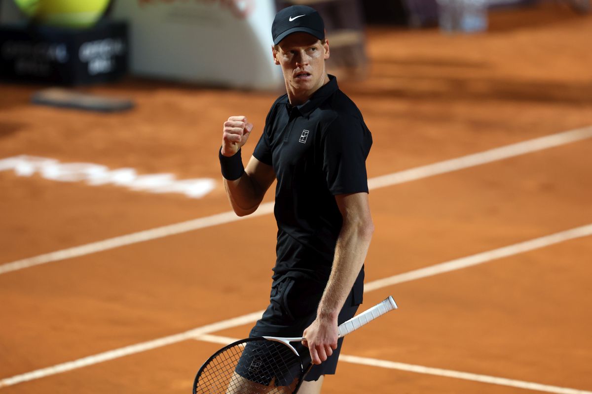 Tennis: Sinner rimonta Paul e va in finale a Roma
