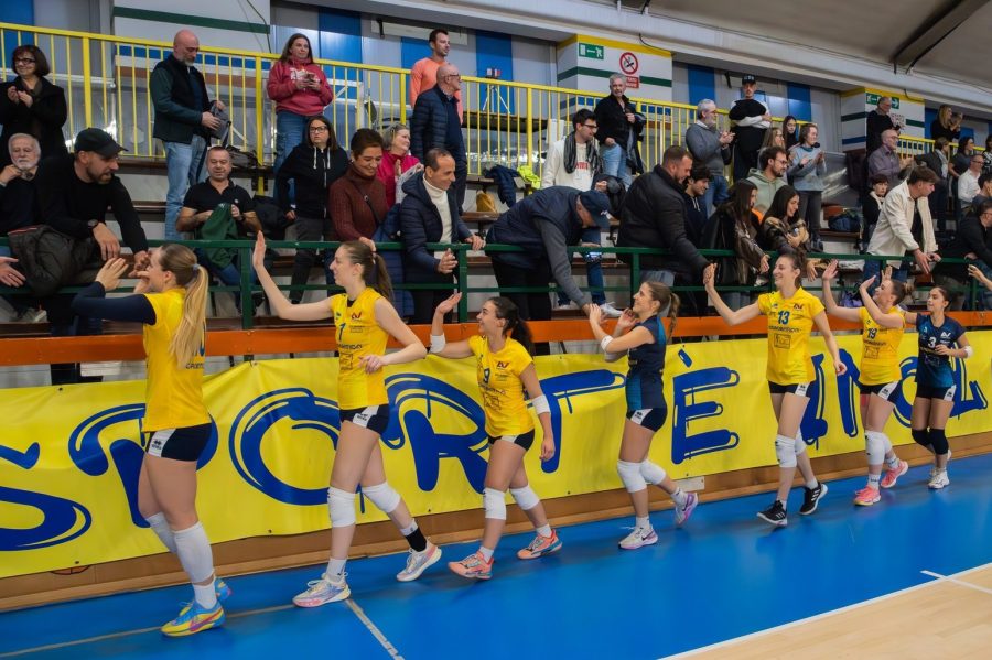 Volley femminile B1: Acrobatica Alessandria domani sera a Volpiano per rimanere in testa
