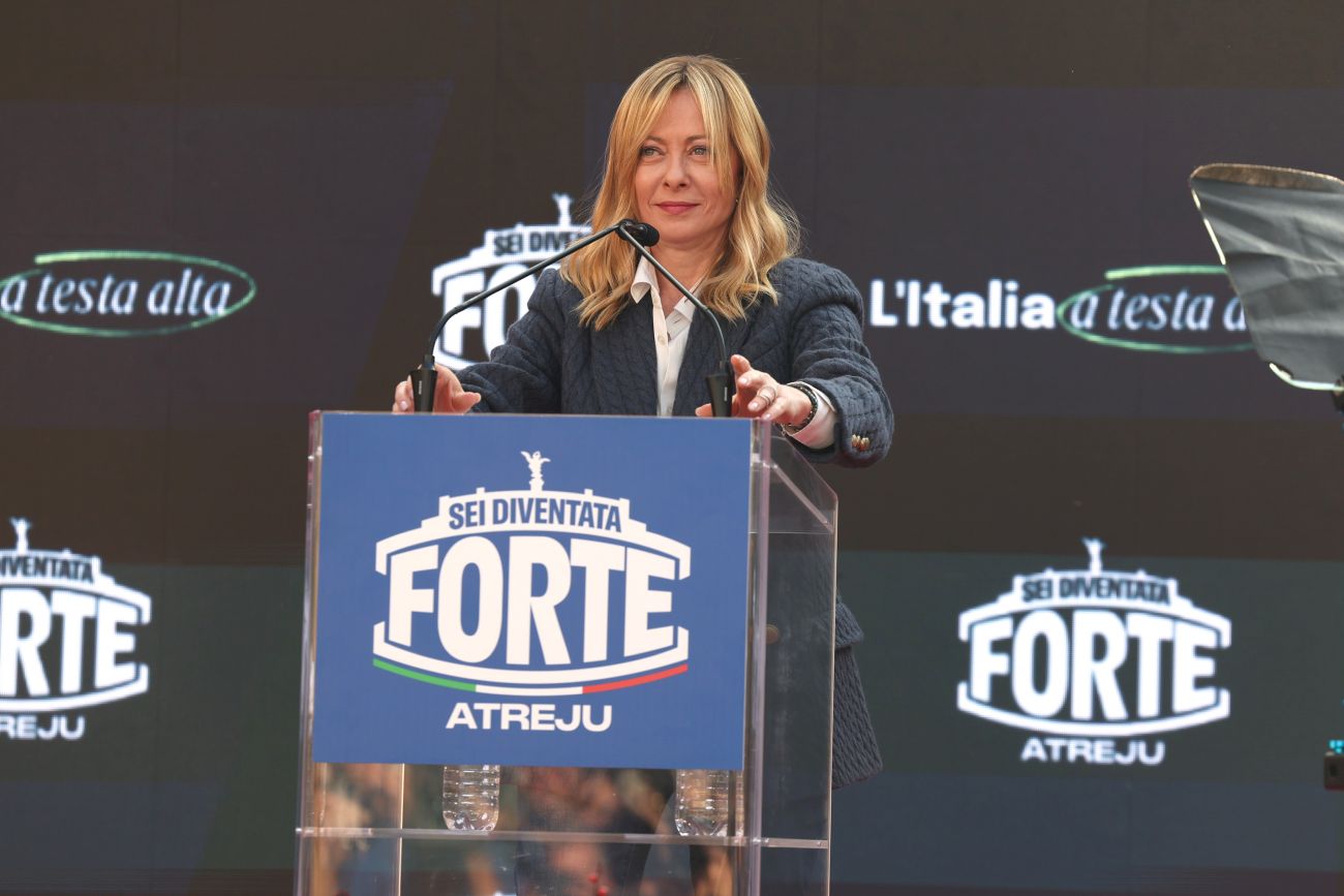 Meloni ad Atreju: “L’Europa non è al tramonto, Italia leale ma non subalterna”