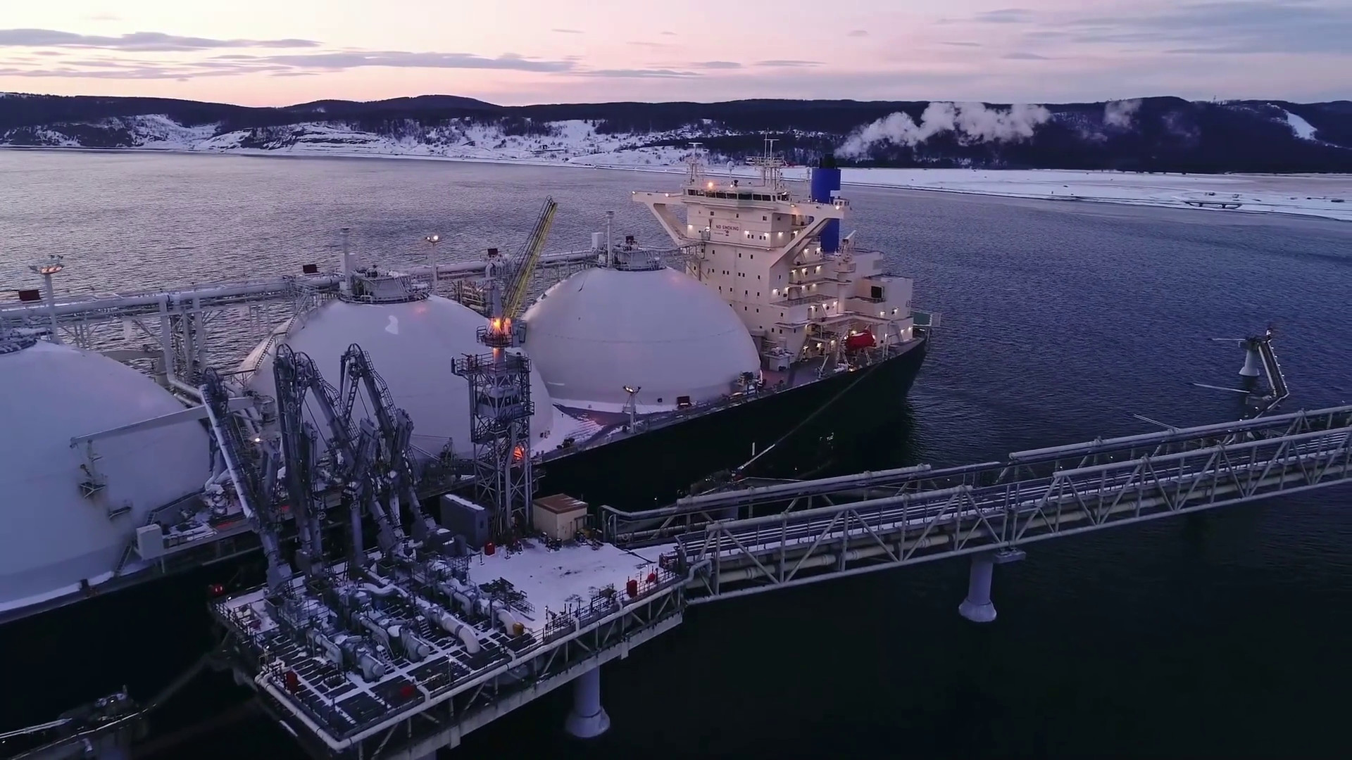 UE: stop alle importazioni di gas russo entro il 2027