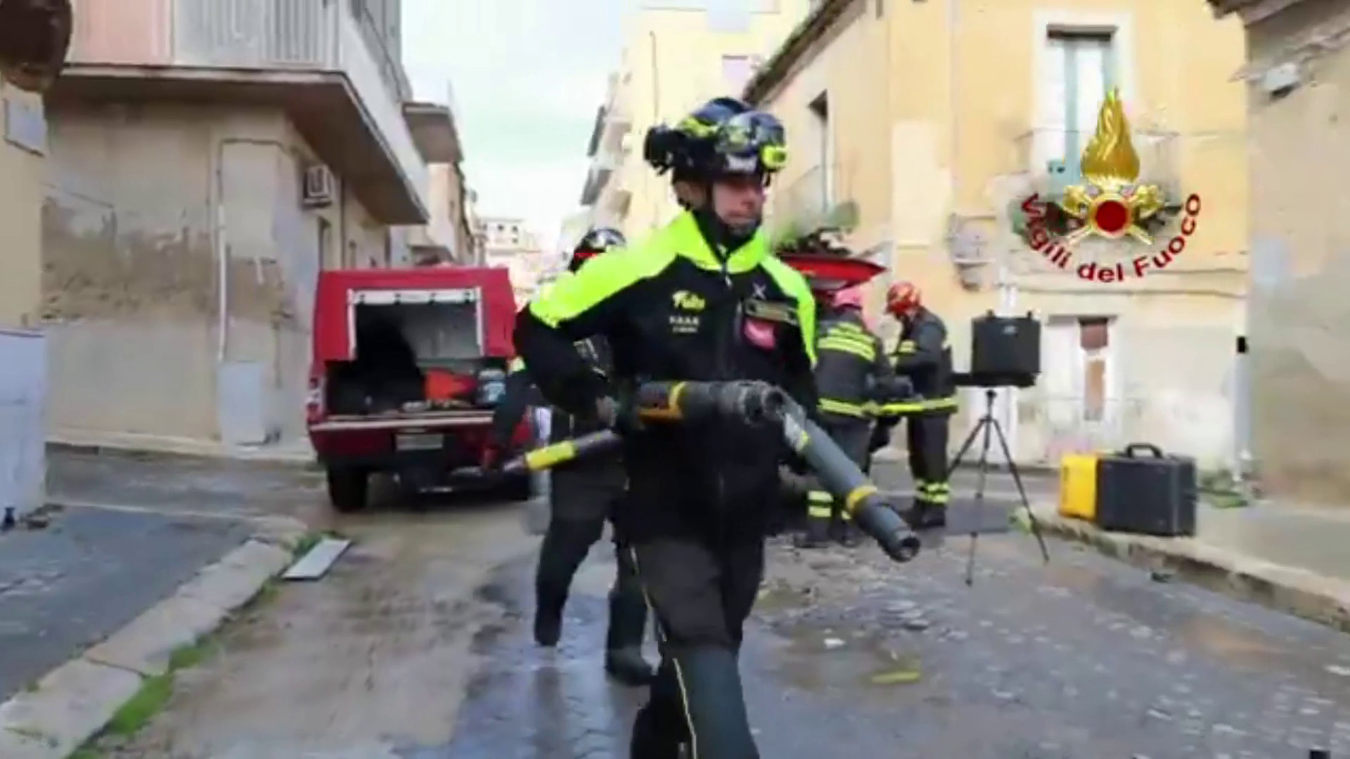 Frana Niscemi, 30 interventi di recupero beni effettuati dai Vigili del Fuoco