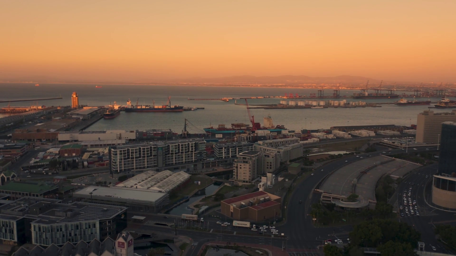 L’UE vara la nuova strategia marittima e portuale