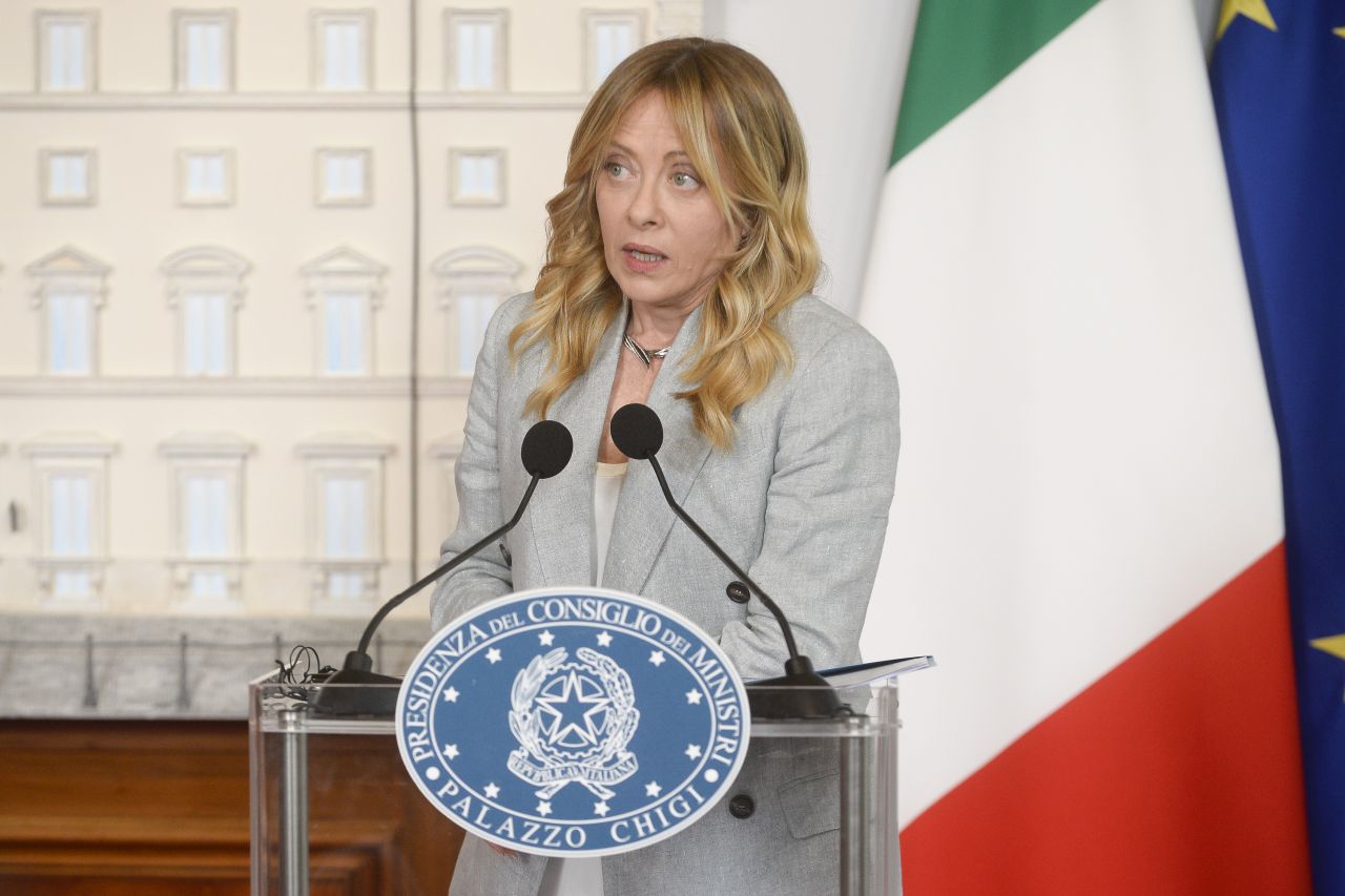 Ebola, Meloni ai vertici UE: “Serve rafforzare la vigilanza alle frontiere”